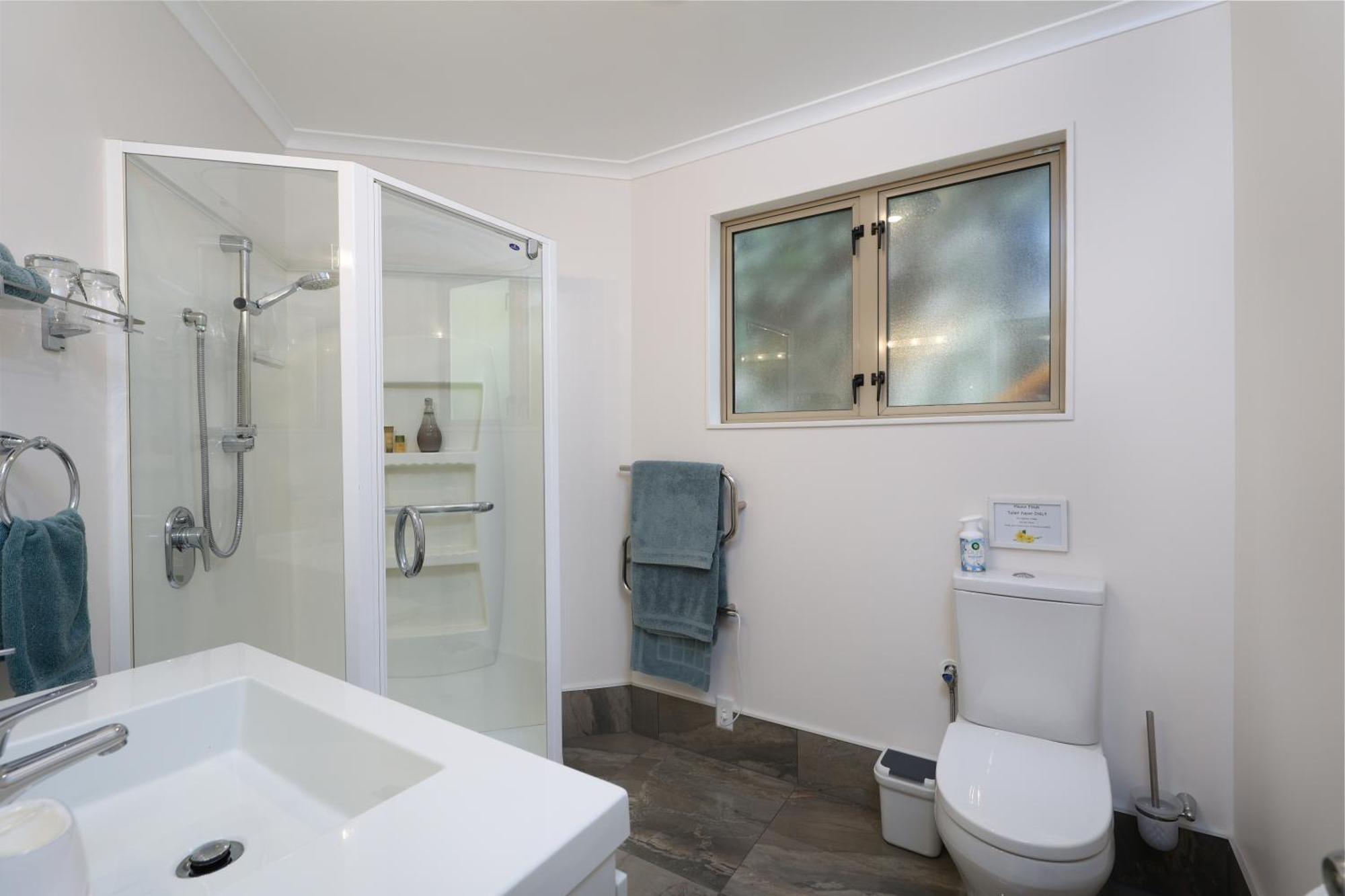 נלסון Twin Peaks Luxury Sea View Villa מראה חיצוני תמונה